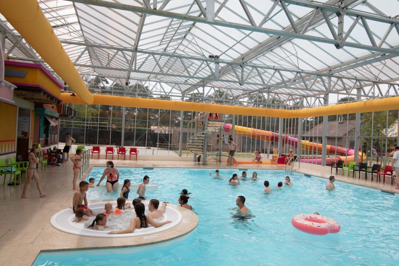 Hotel Camping Blauwe Meer Nv à Lommel Extérieur photo