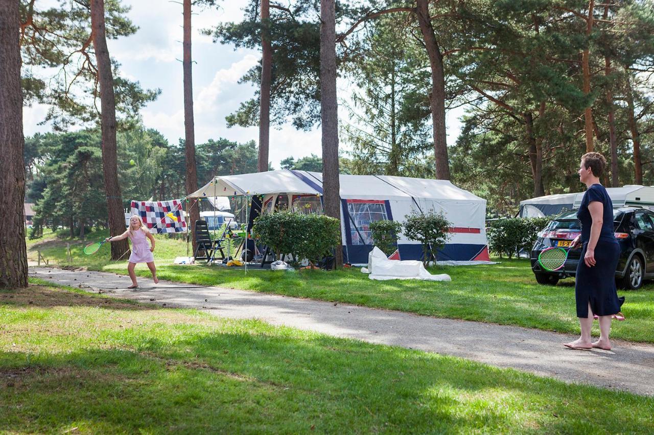 Hotel Camping Blauwe Meer Nv à Lommel Extérieur photo
