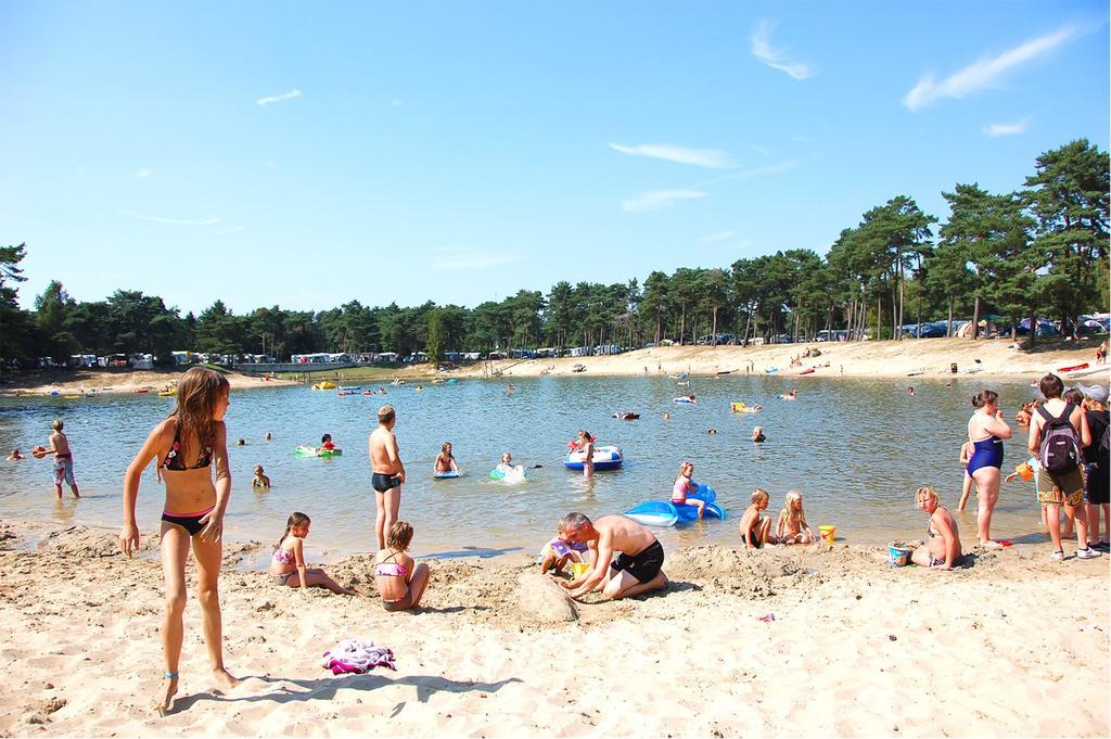 Hotel Camping Blauwe Meer Nv à Lommel Extérieur photo
