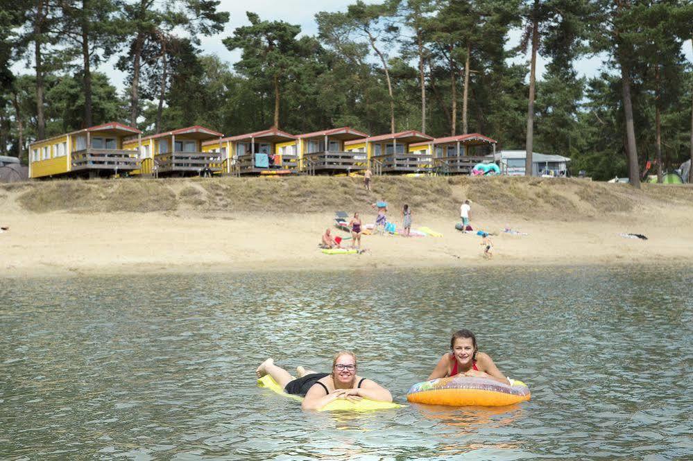 Hotel Camping Blauwe Meer Nv à Lommel Extérieur photo